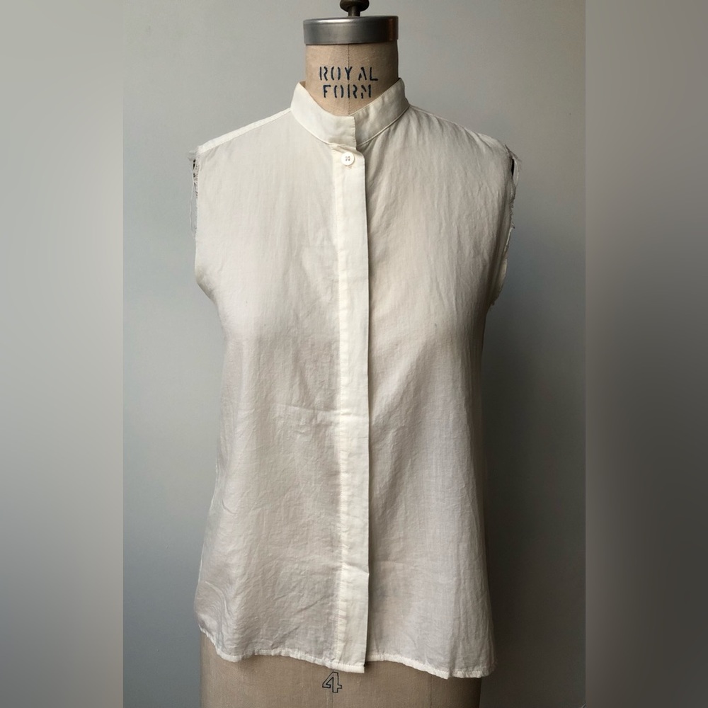 Jesse Kamm sleeveless button up stand collar shirt Creamy cotton tencel fabric S